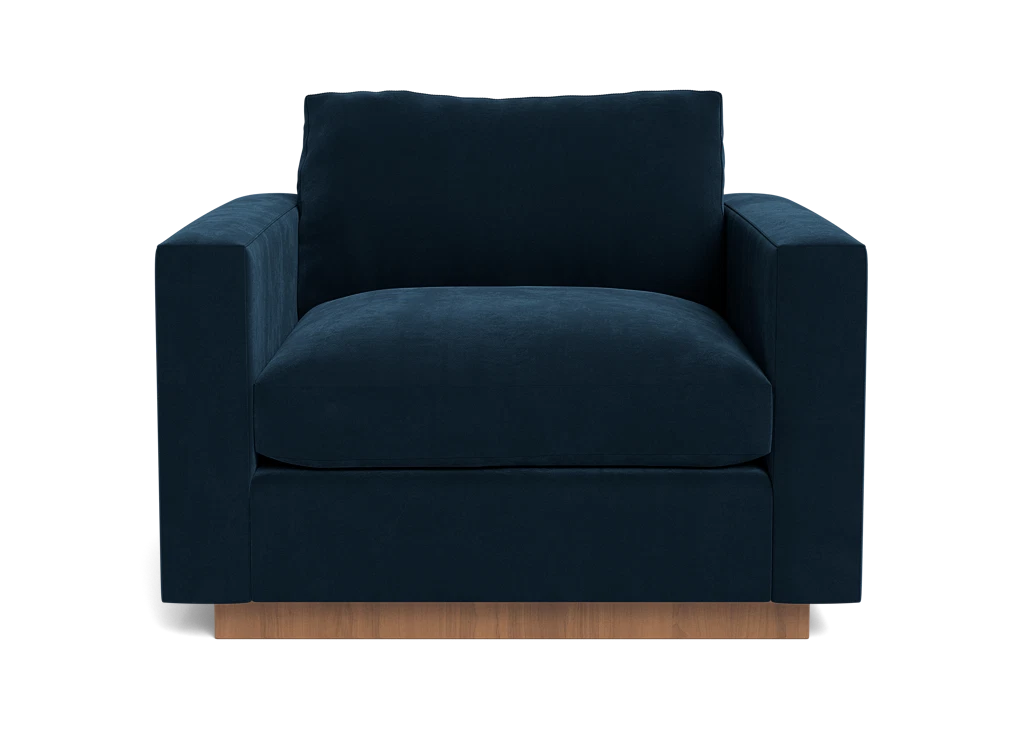 Lowe Chair