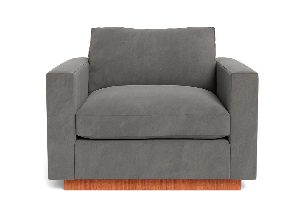 Lowe Chair